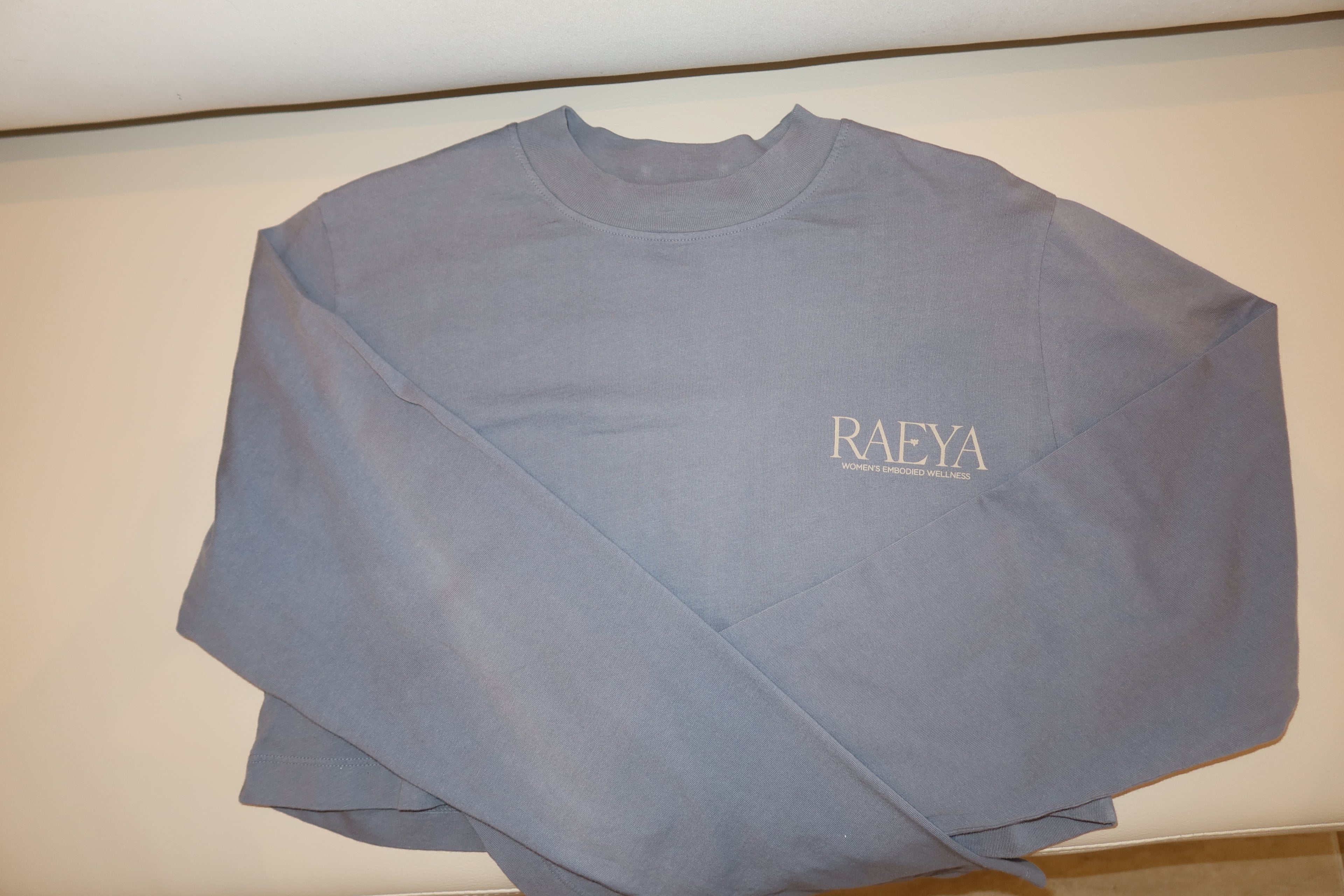 Long Sleeve Raeya Tokyo Crop- Natural Blue S
